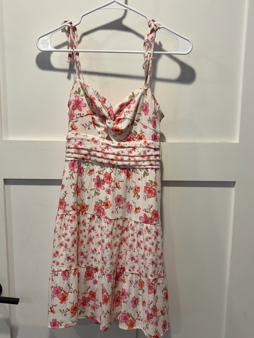 Brand new WITH TAG Altar’d State Floral Dress